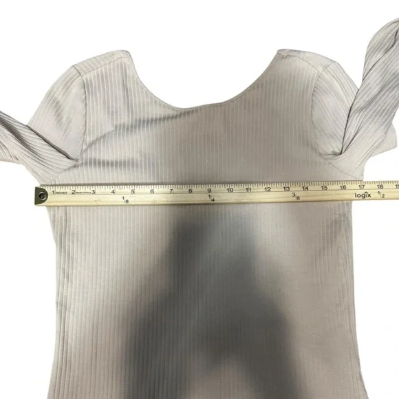 Monki Open Back Top Ribbed Beige Cream Long Sleeve Size Medium - Picture 5 of 9